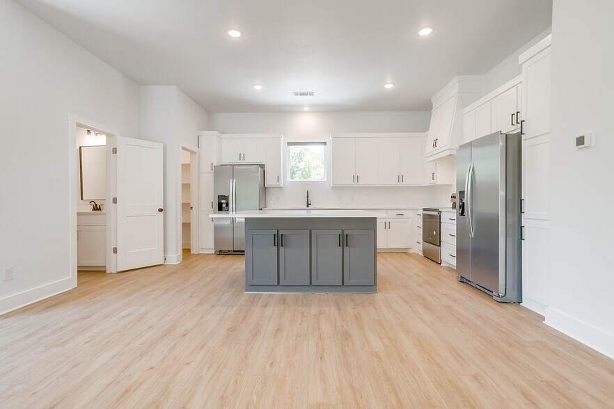 More Photos Of , Fort Worth Multifamily For Sale