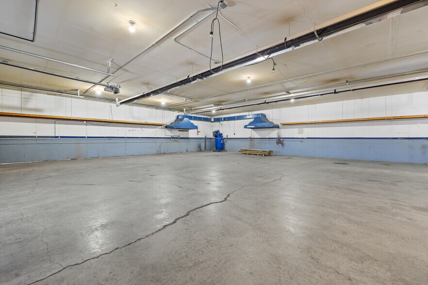 More Photos Of 5629 Bob Ln, Black Hawk Warehouse For Sale