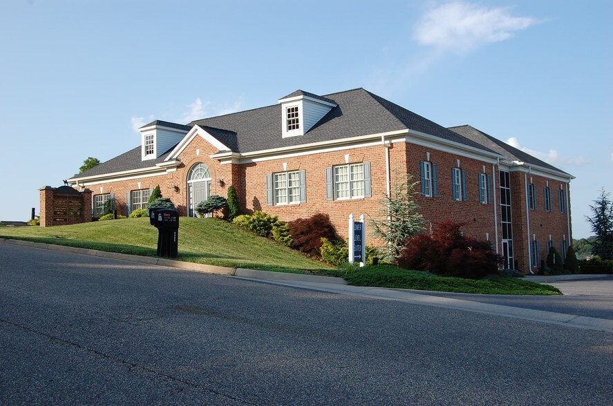 More Photos Of 2322 Blue Stone Hills Dr, Harrisonburg Medical For Lease