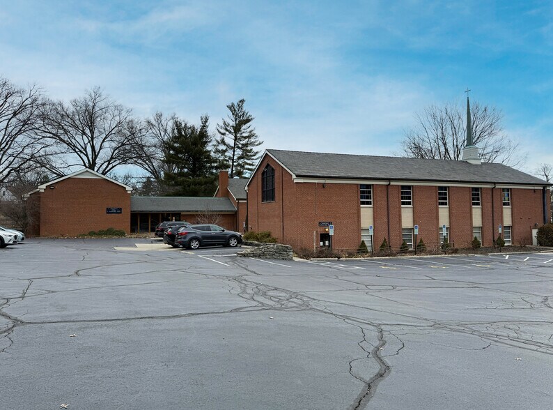 More Photos Of 21 Cromwell Rd, Cincinnati Religious Facility For Sale