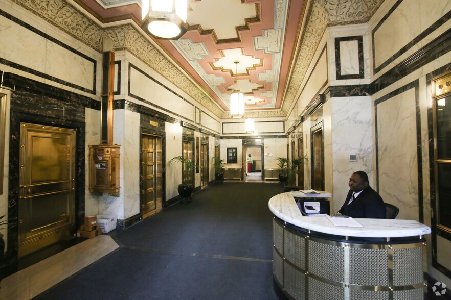 More Photos Of 1621 Euclid Ave, Cleveland Office For Lease