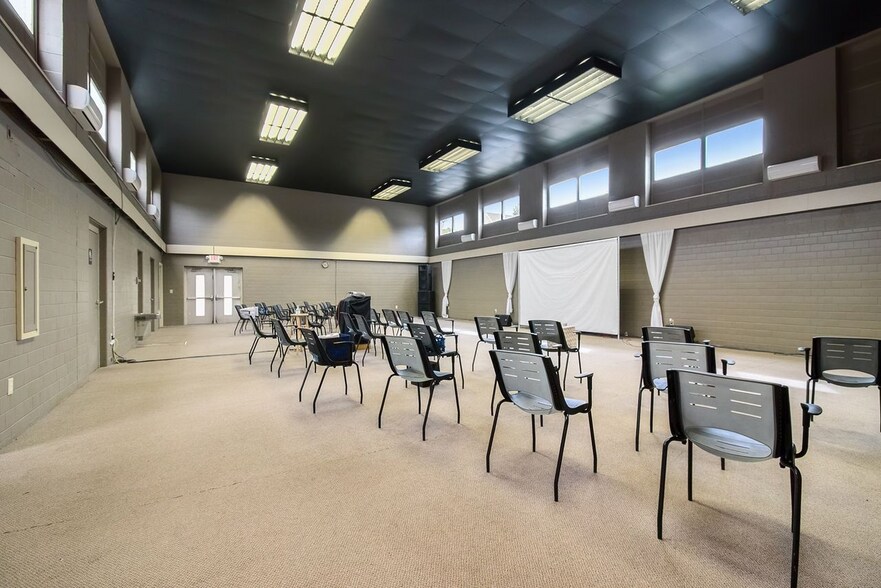 More Photos Of 485 SW Capital Ave, Battle Creek Specialty For Sale