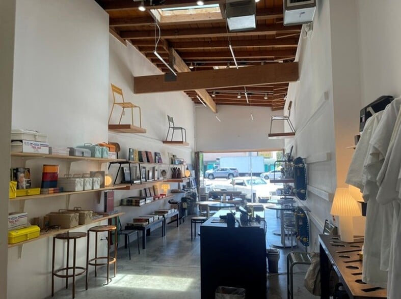 More Photos Of 3189 Glendale blvd, Los Angeles General Retail For Lease