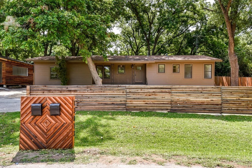 Primary Photo Of 13813 Ann Pl, Austin Office For Lease