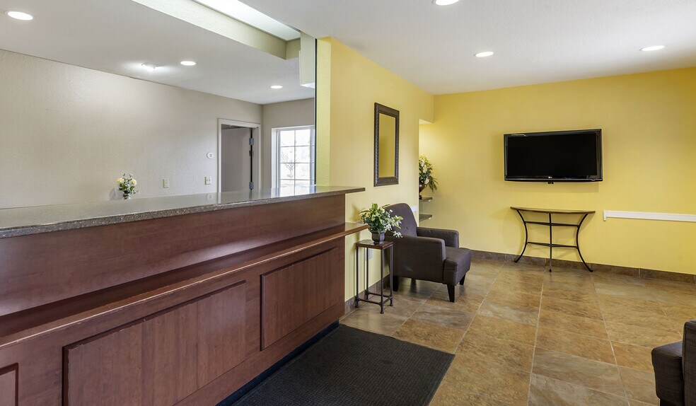 More Photos Of 52825 Indiana Route 933 N, South Bend Hotel For Sale