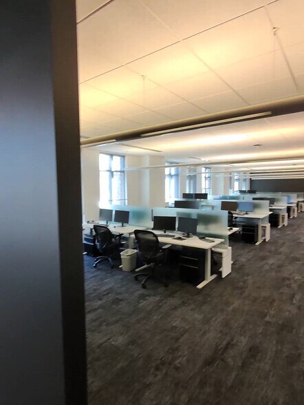 Primary Photo Of 6300 Sprint Pky, Overland Park Office For Lease