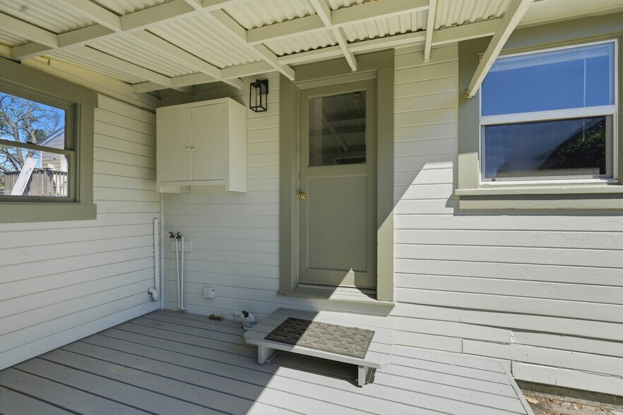 More Photos Of 338 Garretson Ave, Rodeo Apartments For Sale