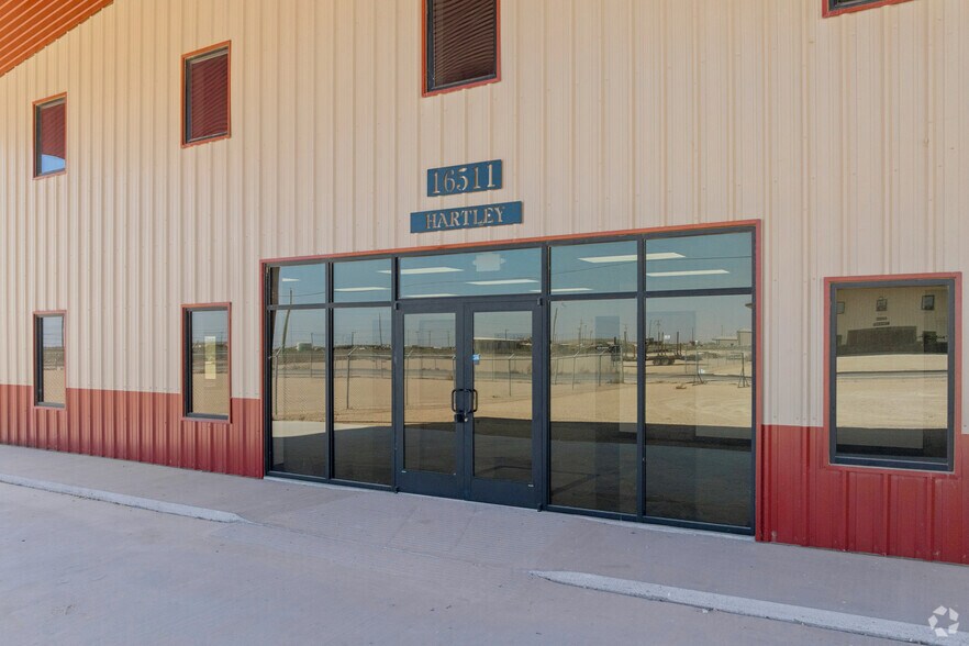 More Photos Of 16511 W Basin St, Odessa Industrial For Lease