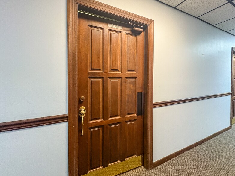 More Photos Of 9617-9635 Granby St, Norfolk General Retail For Lease