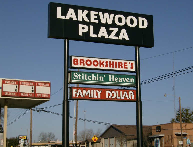 More Photos Of 402 Goode St, Quitman Unknown For Lease