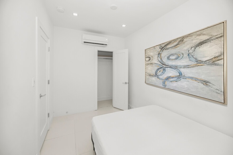 More Photos Of 733-737 Michigan Ave, Miami Beach Apartments For Sale