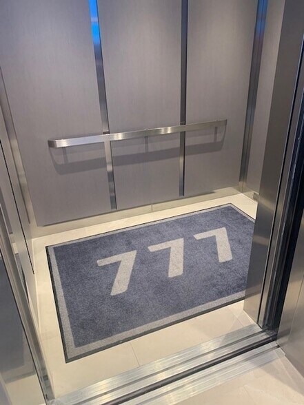 More Photos Of 777 US Highway 1 N, Tequesta Office For Lease