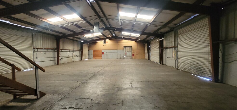More Photos Of 290 Fairchild Ave, Chico Warehouse For Lease