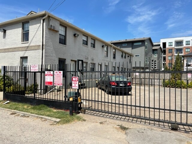 More Photos Of 2518 N Fitzhugh Ave, Dallas Apartments For Sale