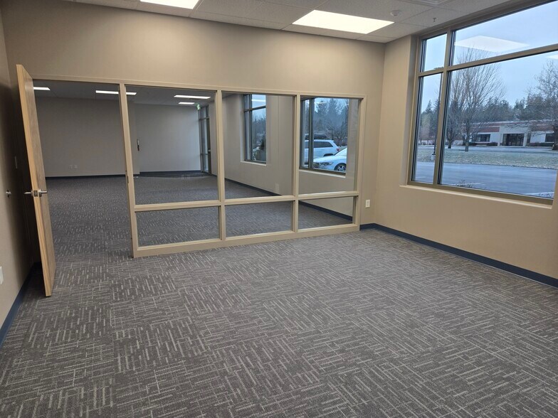 More Photos Of 12509 E Mirabeau Pky, Spokane Valley Medical For Lease
