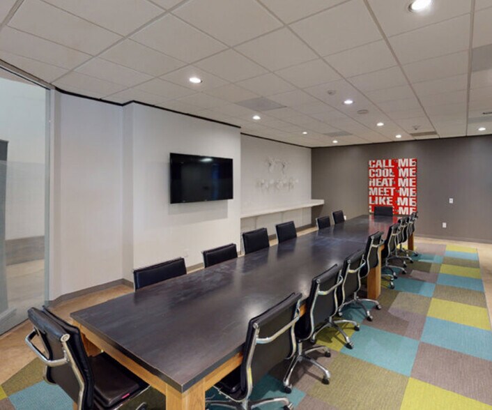 More Photos Of 2323 S Voss Rd, Houston Coworking Space