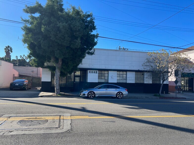 Primary Photo Of 4440 York Blvd, Los Angeles Manufacturing For Lease