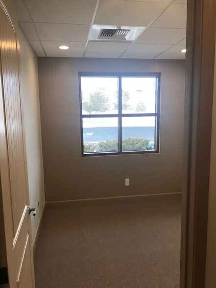 More Photos Of 9060 Double Diamond Pkwy, Reno Office For Lease