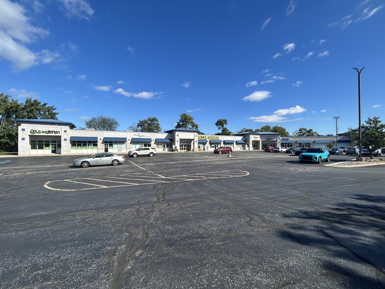 More Photos Of 730-764 E Lincoln Hwy, Schererville General Retail For Lease