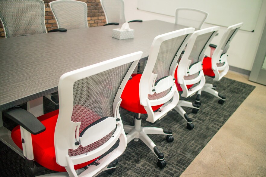 More Photos Of 1900 Jay Ell Dr, Richardson Flex For Lease