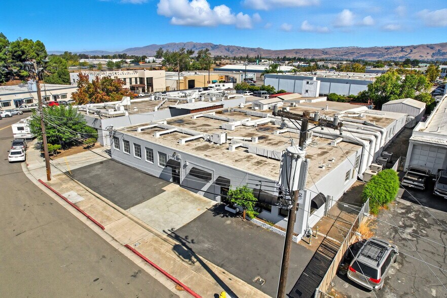 More Photos Of 1180 N 5th St, San Jose Manufacturing For Sale