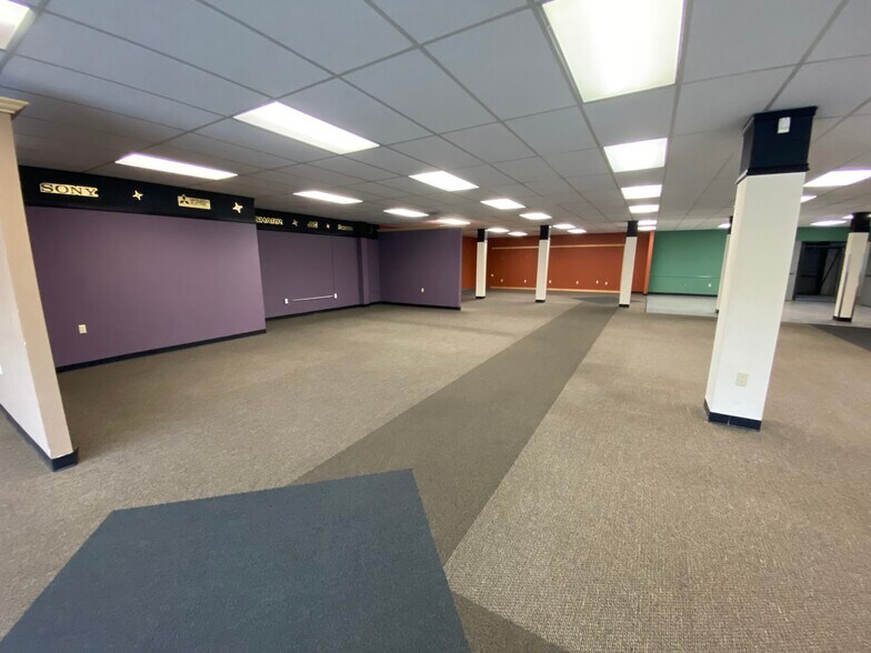 More Photos Of 4316 W Overland Rd, Boise Freestanding For Lease