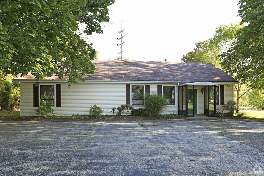 Primary Photo Of 26025 Broadway Ave, Bedford Office For Sale