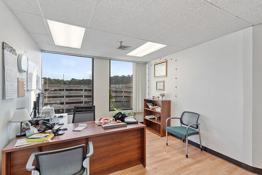 More Photos Of 515 Main St, Fitchburg Office For Lease