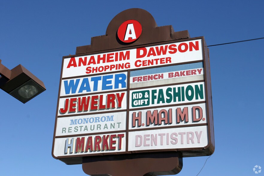 More Photos Of 2146-2150 E Anaheim St, Long Beach Unknown For Lease