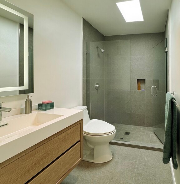 More Photos Of 3607 Pacific Ave, Marina del Rey Apartments For Sale
