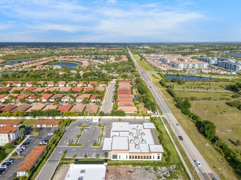 More Photos Of 409 Serano Way, Nokomis Office For Lease