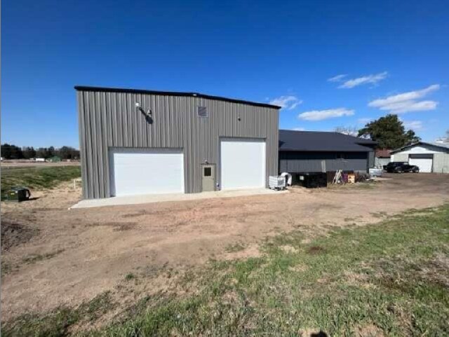 More Photos Of 6123 Sandstone Rd, Eau Claire Auto Dealership For Sale