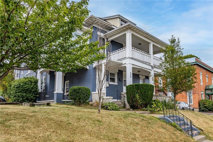 More Photos Of 201 Lake Ave, Rochester Multifamily For Sale