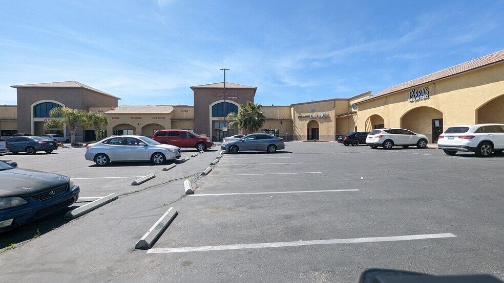 More Photos Of 14845 Monarch Blvd, Victorville Unknown For Lease