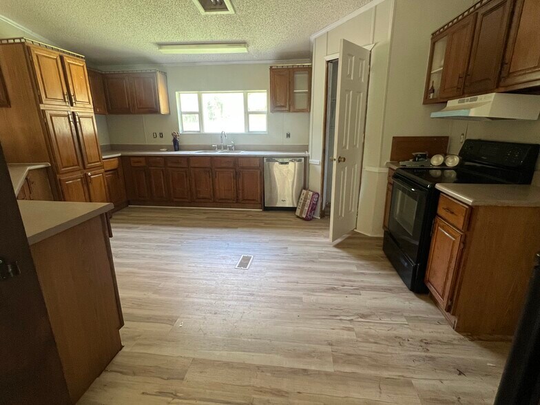More Photos Of 905 Natures Trl, Forsyth Land For Sale