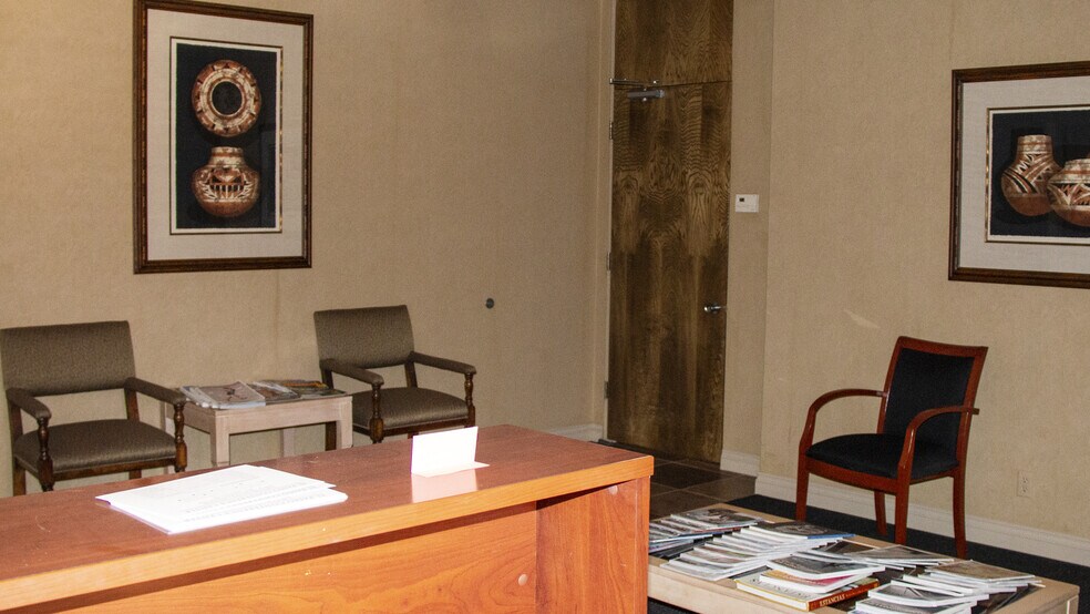 More Photos Of 74090 El Paseo, Palm Desert Medical For Sale