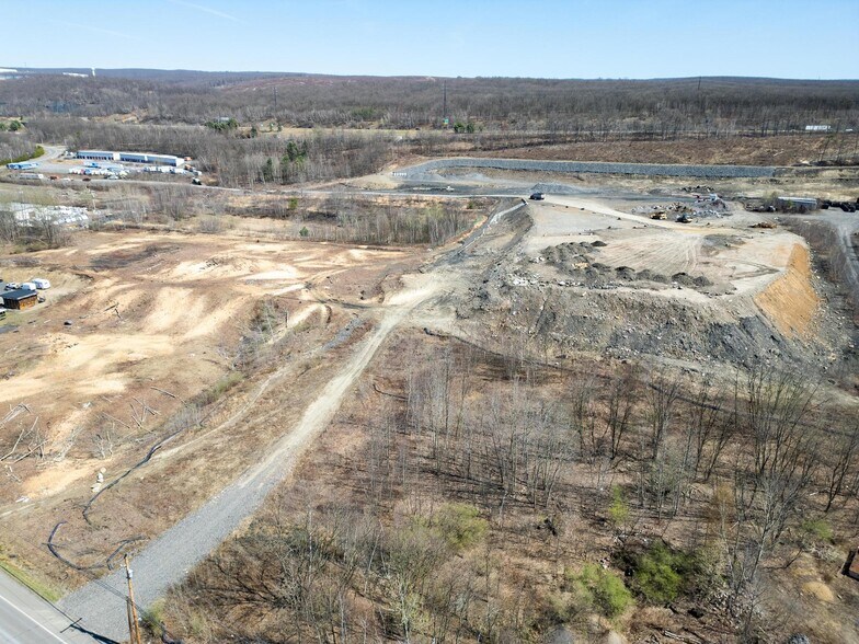 More Photos Of 1047-1099 Underwood Rd, Olyphant Land For Lease