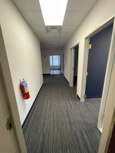 More Photos Of 50101 Governors Dr, Chapel Hill Office For Lease