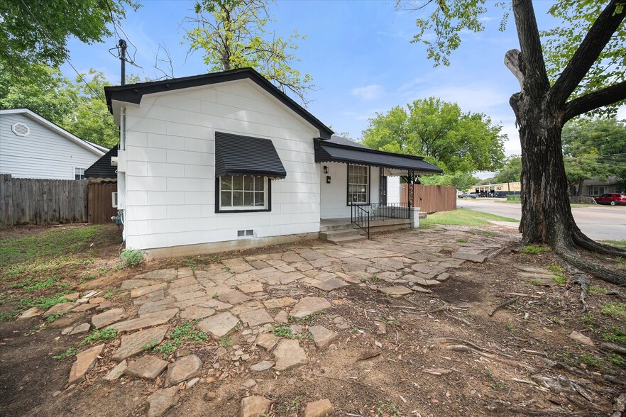 More Photos Of 3837 Earl St, Fort Worth Multifamily For Sale
