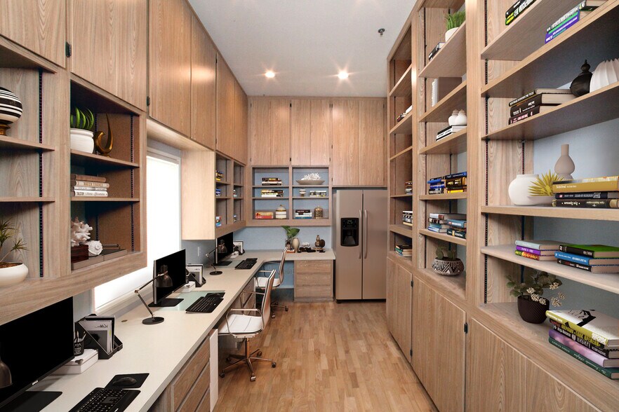 More Photos Of 8092 Warner Ave, Huntington Beach Loft Creative Space For Lease