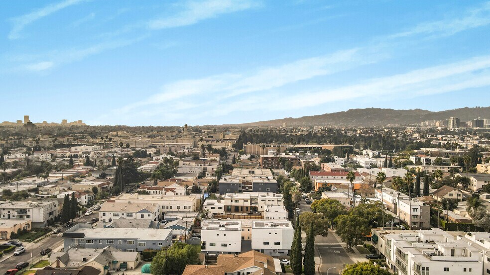More Photos Of 5456 Barton Ave, Los Angeles Apartments For Sale