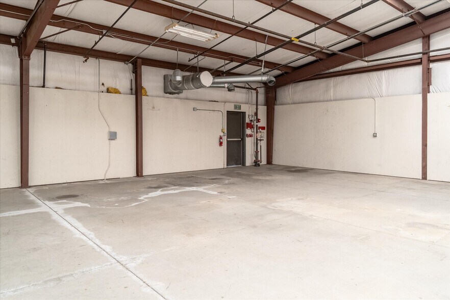 More Photos Of 320 George Reed Dr, San Andreas Manufacturing For Sale