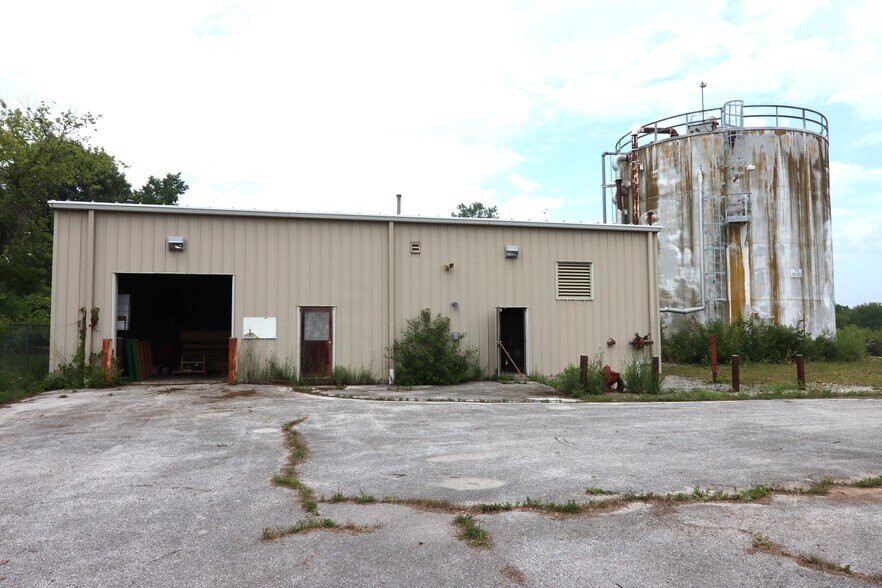 More Photos Of W5280 County Road A South, Adell Warehouse For Sale