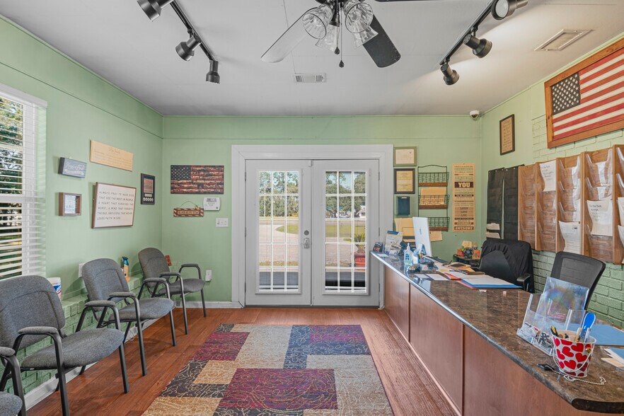 More Photos Of 1060 Miles Xing, Fort Stewart Office For Sale