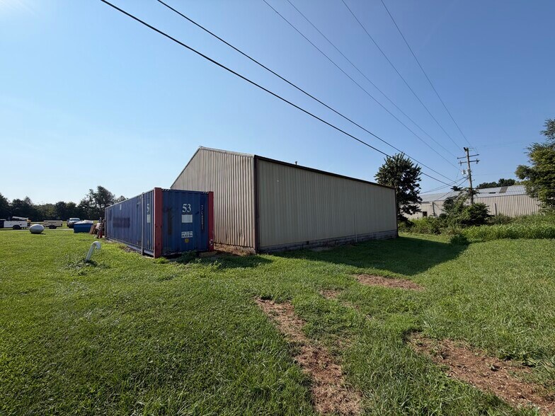 More Photos Of 1425 N Hwy 127 Bypass, Lawrenceburg Warehouse For Sale