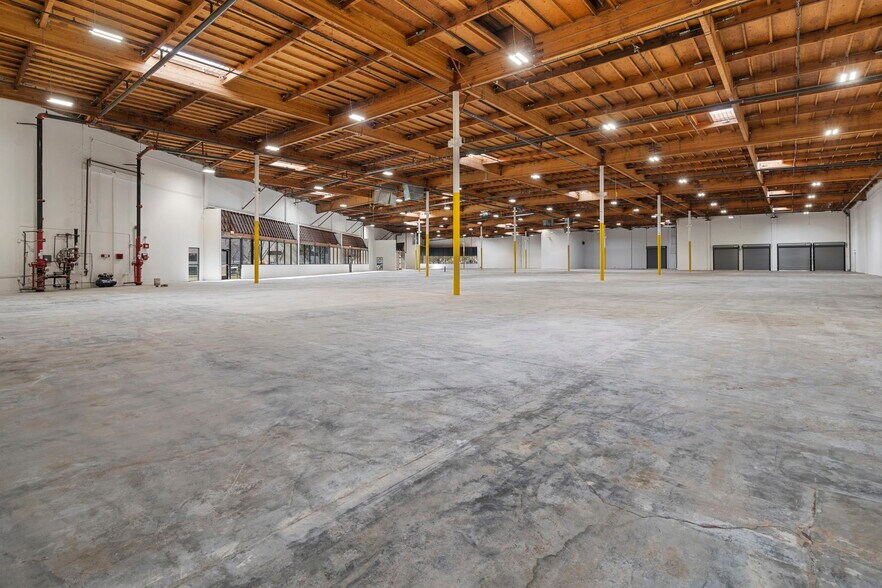 More Photos Of 7101 Village Dr, Buena Park Warehouse For Lease
