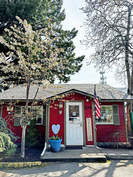 More Photos Of 334 SE 146th Ave, Portland Daycare Center For Sale