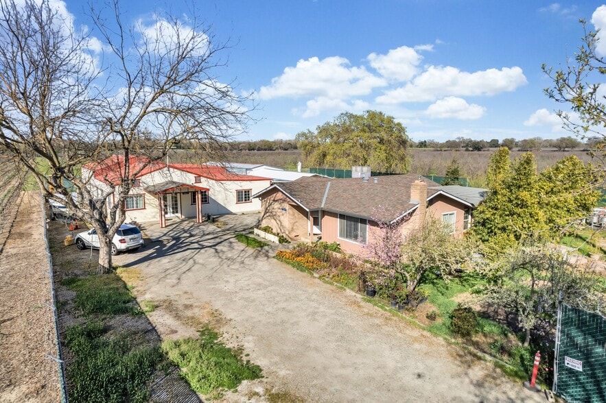 More Photos Of 9503 Barber Rd, Galt Land For Sale