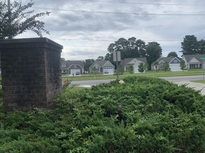 More Photos Of 225 Valencia Ct, Wilmington Land For Sale