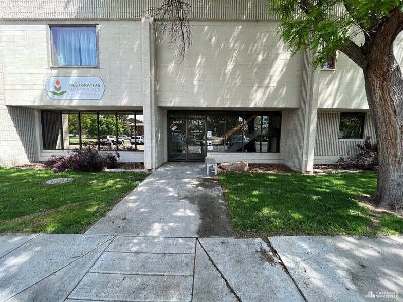 More Photos Of 1820 Industrial Cir, Longmont Light Manufacturing For Lease